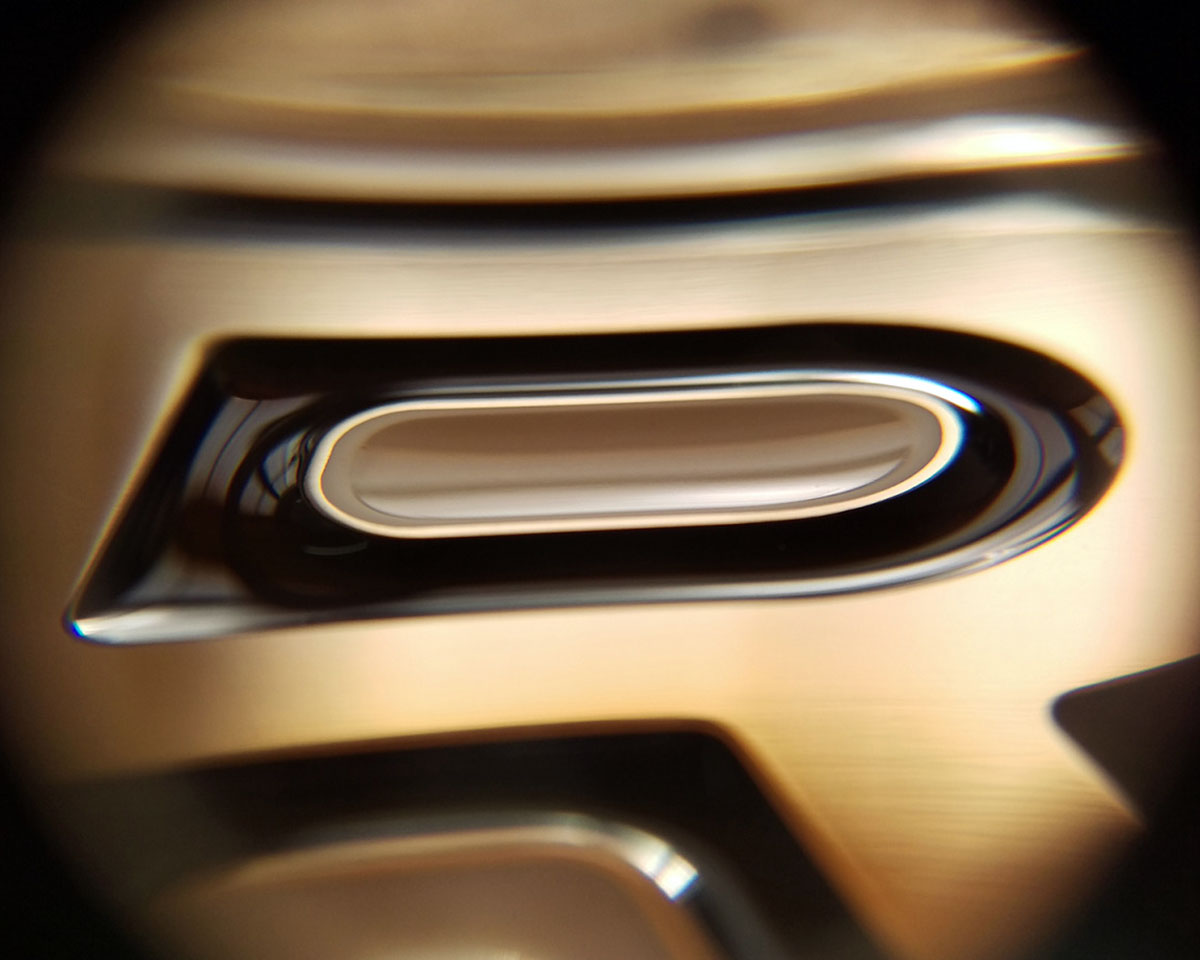 A close up showing detail from the previous image.  The dividing wall between the resin is 0.3mm thick.